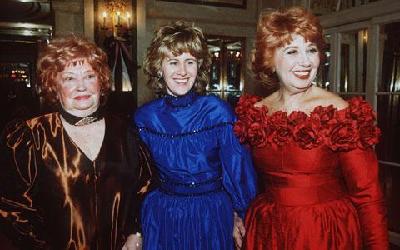 Beverly Sills, 1929-2007: a beautiful voice for opera and the arts
