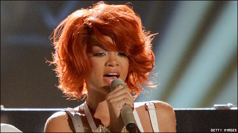 Superstars: Rihanna 超级巨星：蕾安娜
