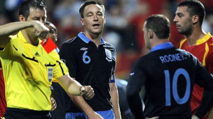 英格兰后卫：鲁尼已成熟不会意气用事