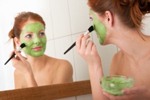 9 soothing DIY facial masks 教你自制9款舒缓面膜