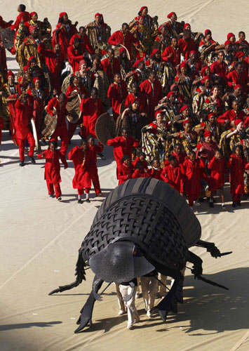 World Cup kicks off in African celebration