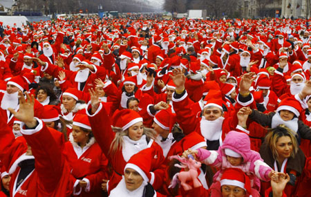 Bucharest breaks Santa world record