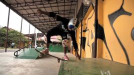 Cambodians get lessons in skateboarding, life