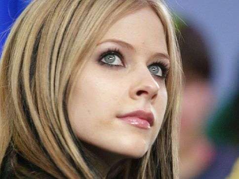 Avril Lavigne: Fly