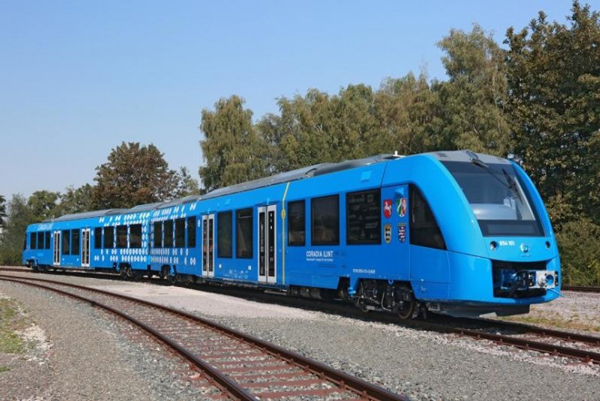 德国成功测试氢动力火车 环保零排放