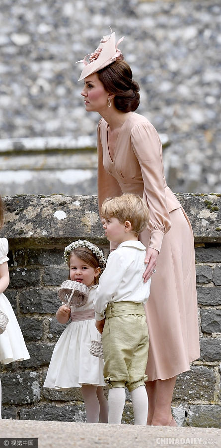 英国凯特王妃妹妹举行盛大婚礼 小王子兄妹当花童很抢镜（组图）