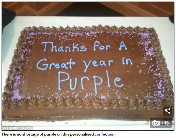当糕点师把顾客的话一字不差地写到蛋糕上
