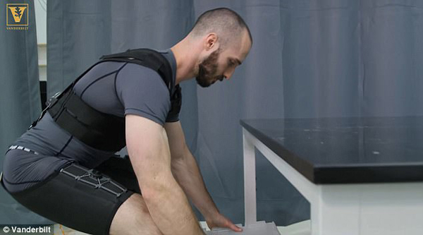 神奇了!这款“智能内衣”能解决腰痛问题
