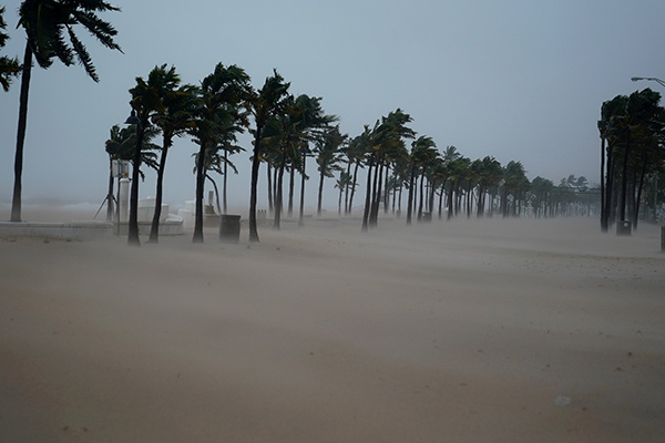 飓风“艾玛”登陆佛罗里达州 超600万人撤离