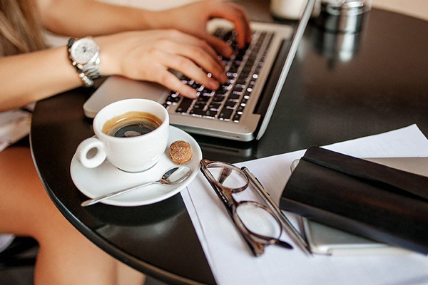 为什么很多人更愿意去咖啡馆学习、工作？