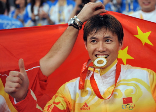 Zhong gives China first fencing gold after 24 years