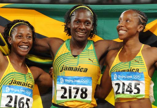 牙买加选手包揽女子百米赛奖牌