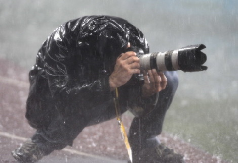 Photographers struggle for better shots