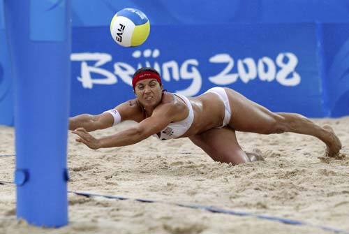US wins beach volleyball, China silver and bronze