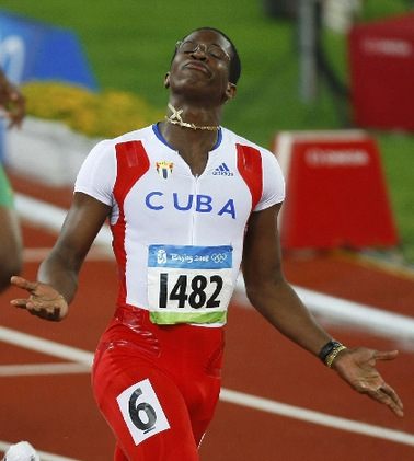 Cuba's Robles wins men's 110m hurdles gold
