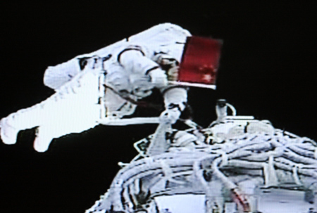 Chinese astronaut makes nation's first spacewalk
