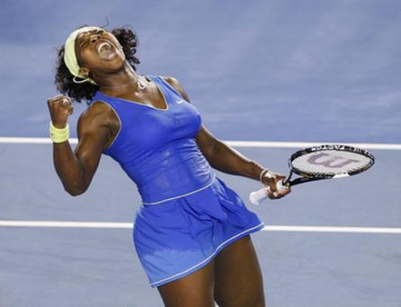 Serena moves on with Australia Open