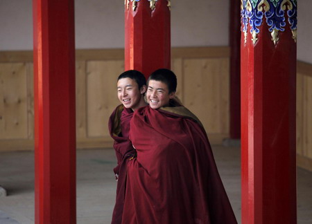Monks exercise ahead of Tibetan new year