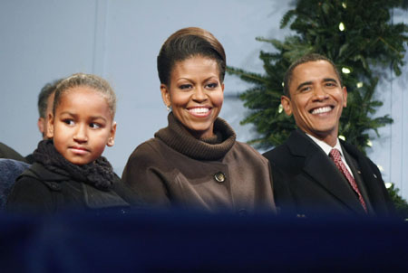 Obamas light up National Christmas Tree