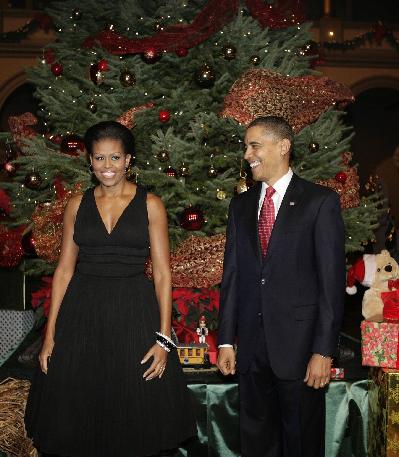 Obama attends the Christmas in Washington Celebration