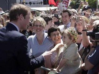 威廉王子出访新澳 大受欢迎