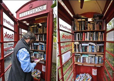 英国红色电话亭变身迷你图书馆