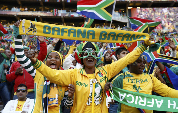 World Cup kicks off in African celebration