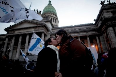 阿根廷承认同性婚姻合法化