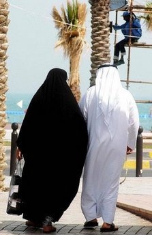 科威特政府或资助男性娶二房