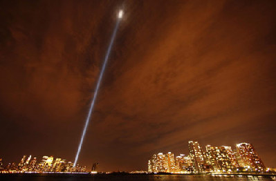 'Tribute in Lights' illuminates NYC