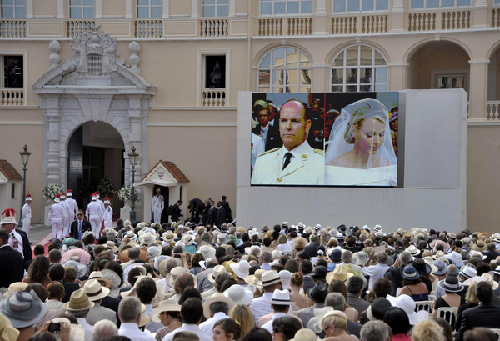 Monaco's prince weds bride in lavish ceremony