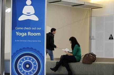世界首个机场瑜伽健身房启用