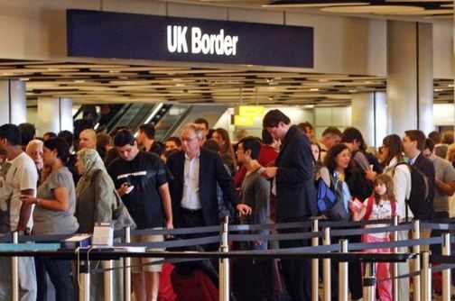 英国将对亚非“高风险”国家游客收取3000英镑入境押金